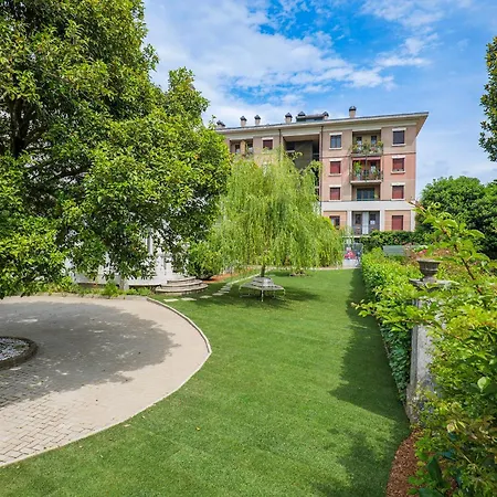 Rachel Quadro Appartement