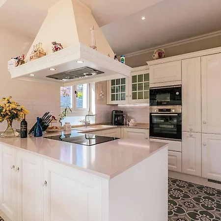 Rachel Quadro Appartement *