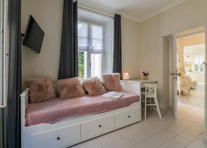 Rachel Quadro Διαμέρισμα *